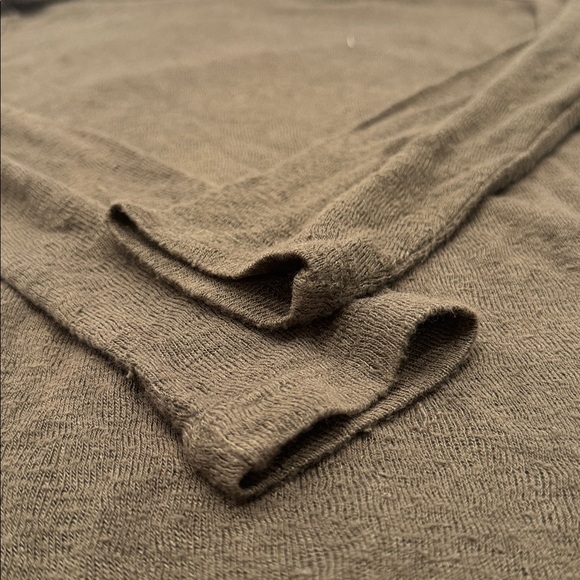 Olive Green Long Sleeve Top - Picture 4 of 5